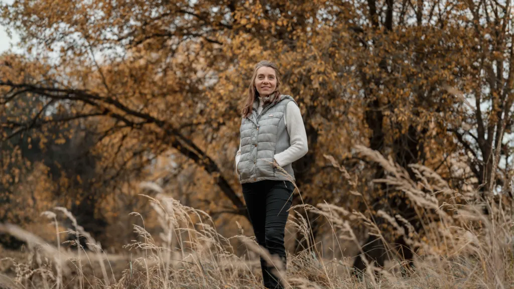 Jana Seifert in herbstlicher Natur